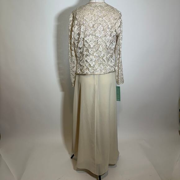 NWD R&M Collection Beige 2PC Special Occasion Evening Gown Formal Womens Size 8 - Picture 5 of 16